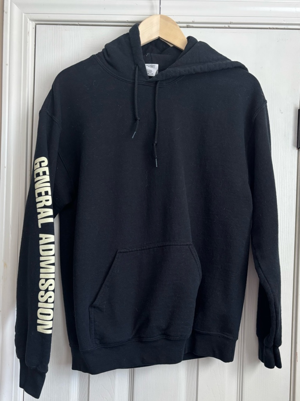 Saint Pablo Wolves “General Admission” Hoodie Black | Graphic Sleeve | Unisex